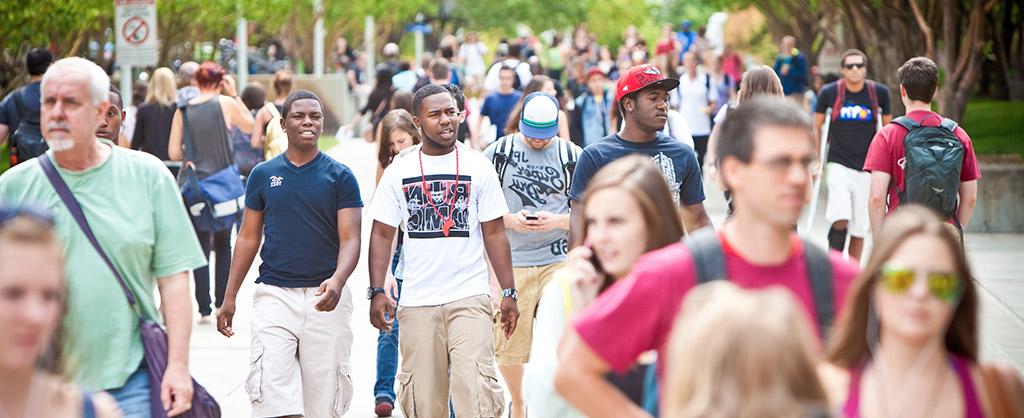 Students walking through Auraria Campus